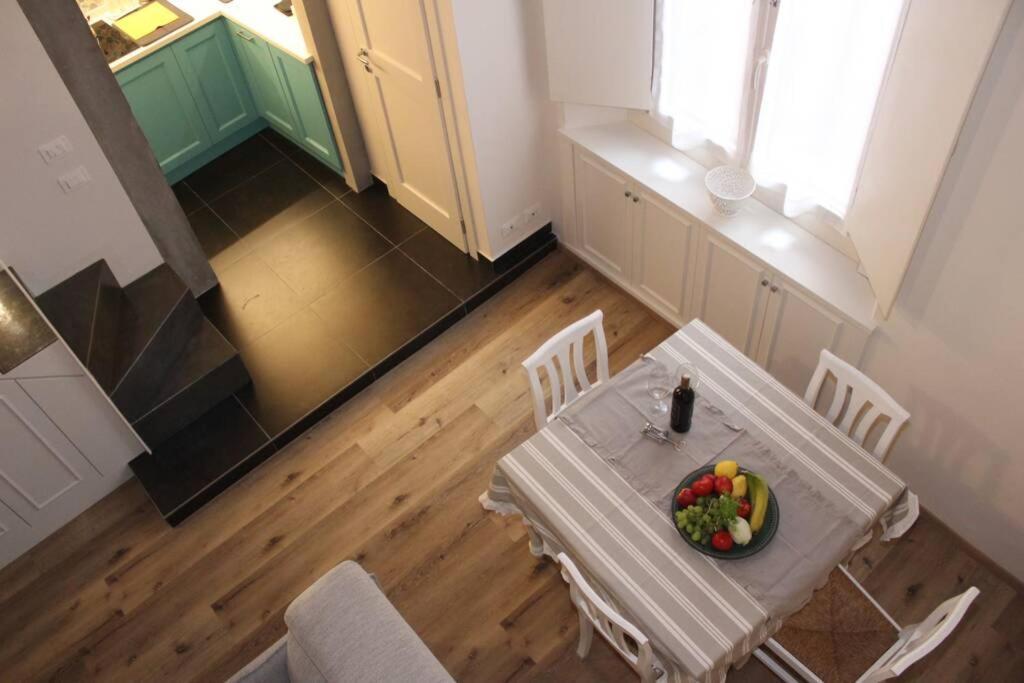 Art Apartment Santa Croce Suite ฟลอเรนซ์ ภายนอก รูปภาพ