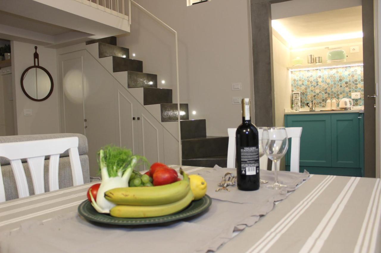 Art Apartment Santa Croce Suite ฟลอเรนซ์ ภายนอก รูปภาพ